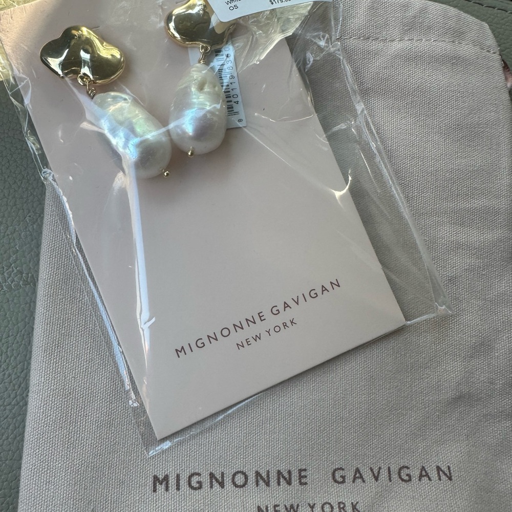 Mignonne Gavigan Pearl Earrings